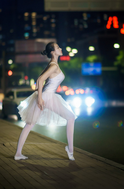 200蝶冠军选手技术动作细节，2021年200米蝶泳决赛