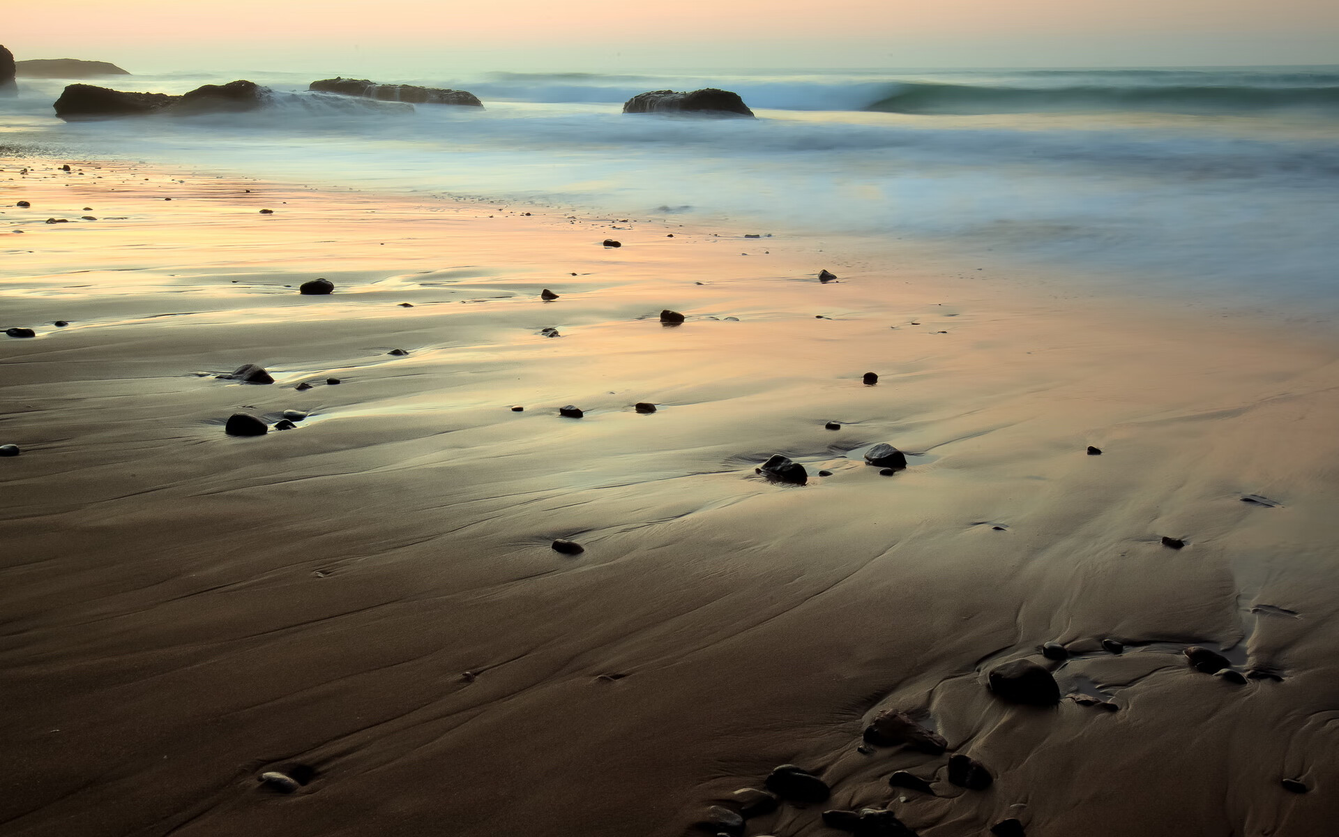开云体育在线官网-切尔西中场控制全场，节奏掌握精准，切尔西最强中场组合
