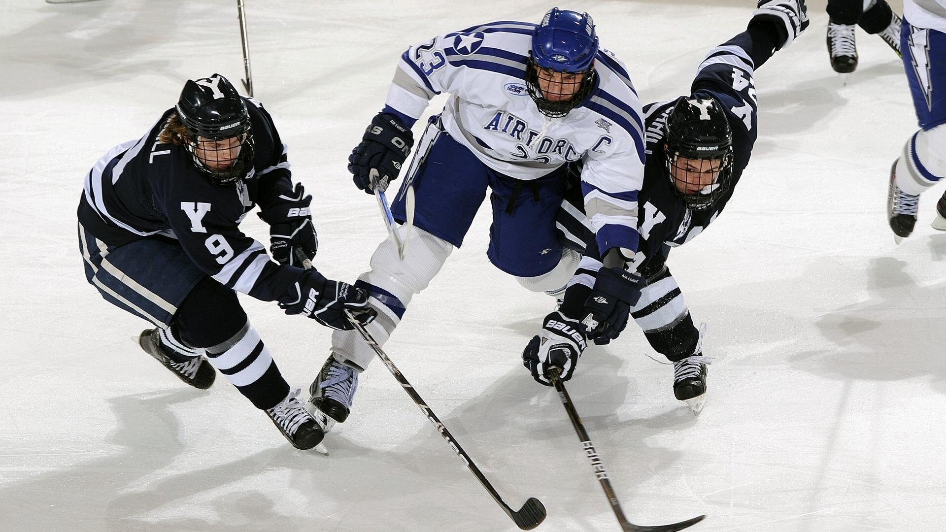 开yun官网-凯蒂·莱德基稳健掌控比赛节奏，凯蒂芬得莱