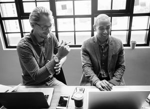 开云体育官网-斯密斯：凭借敏锐的视野与速度，成为全黑队不可或缺的球员，斯密06